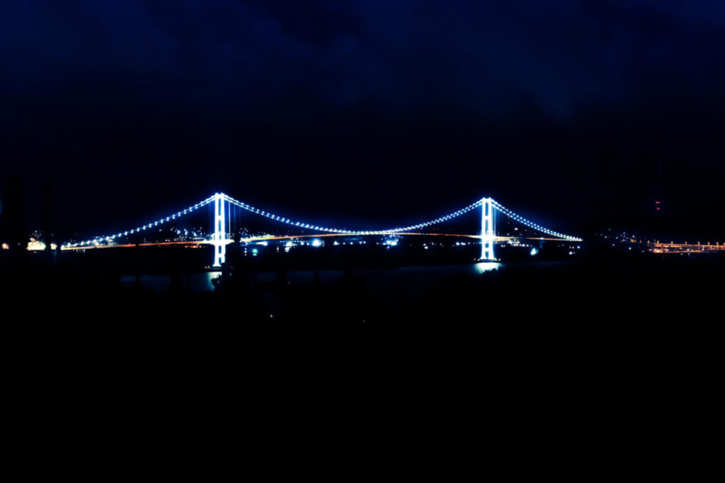 室蘭市白鳥大橋の夜景